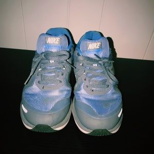 Nike Dual Fusion X2 Shoes